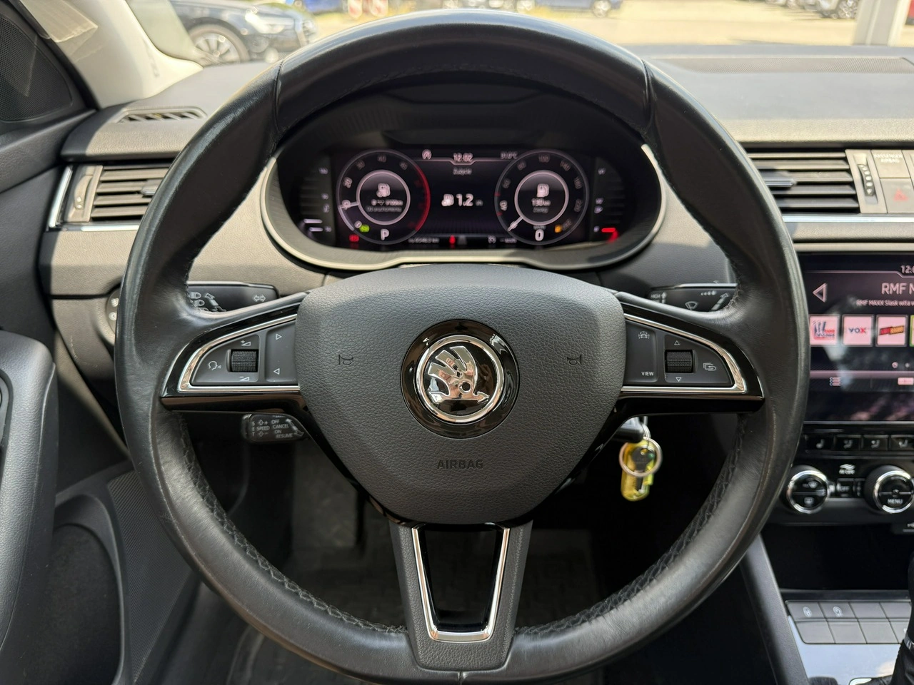 Skoda Octavia - Zdjęcie 12