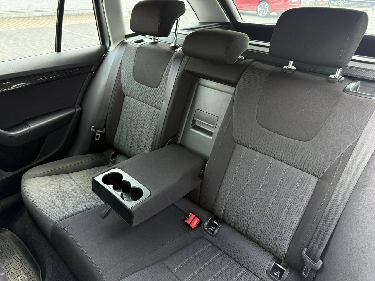 Skoda Octavia - Zdjęcie 26
