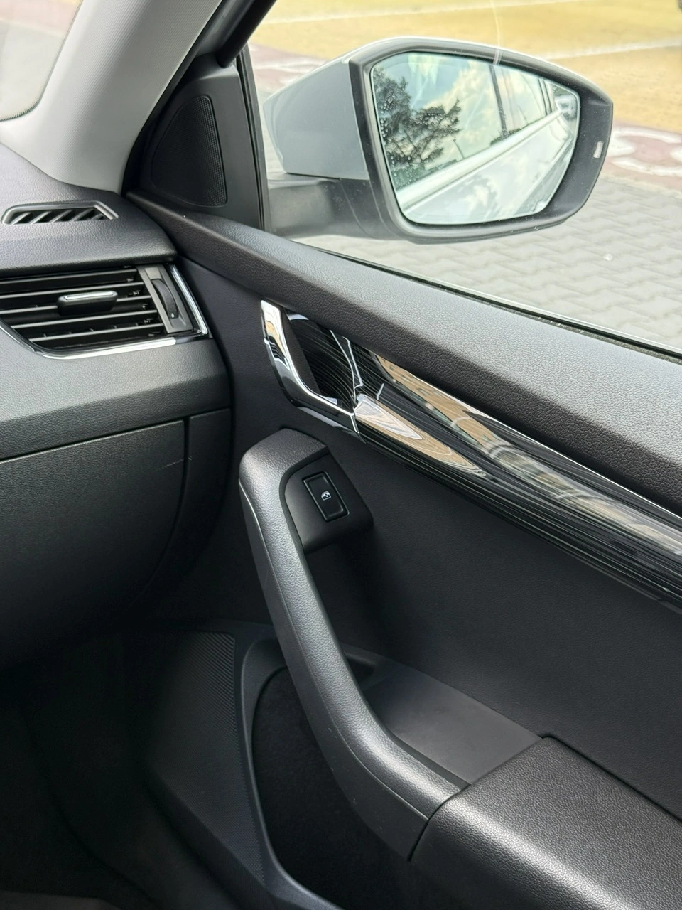 Skoda Octavia - Zdjęcie 30