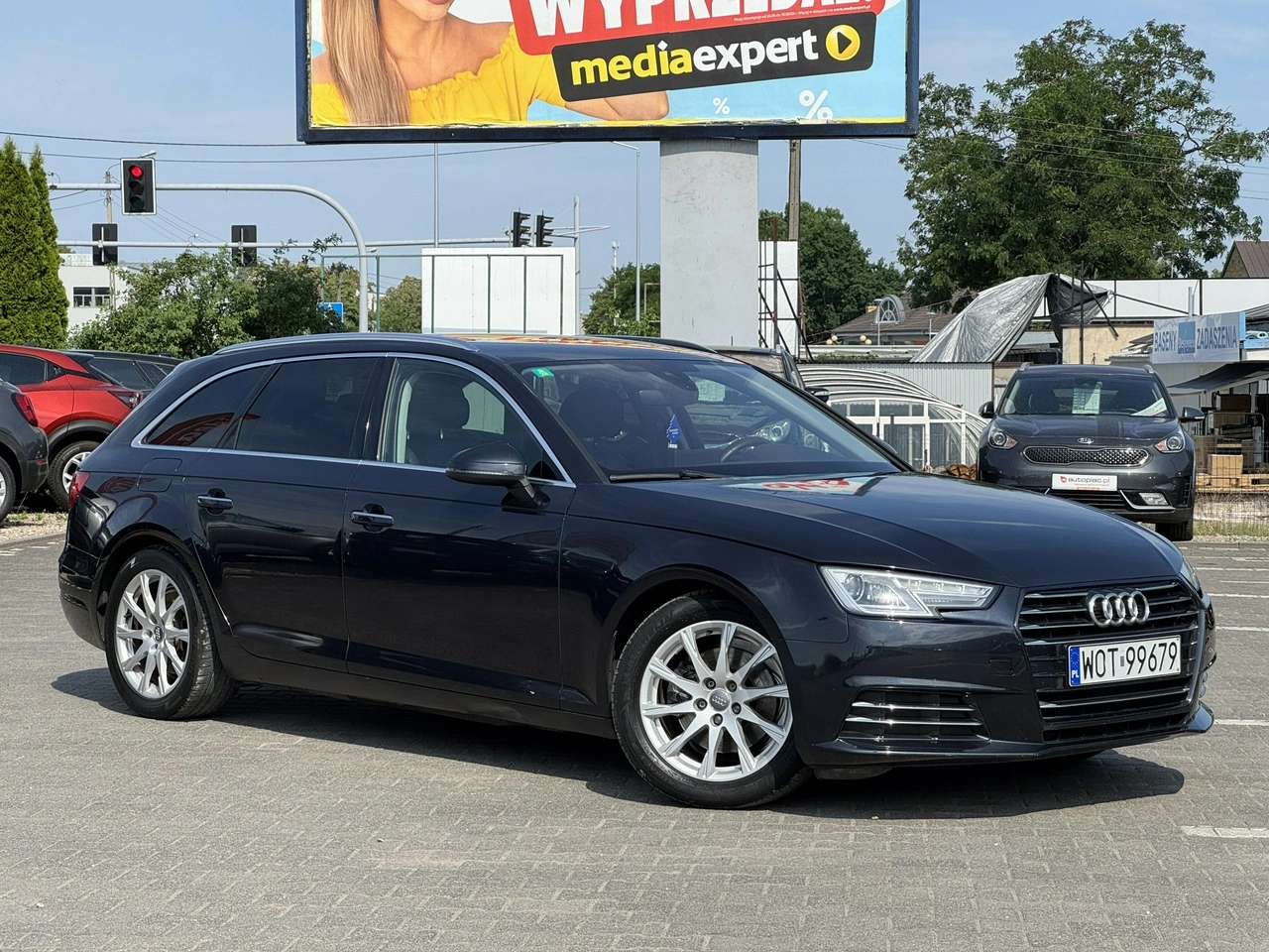 Audi A4 - Zdjęcie 11