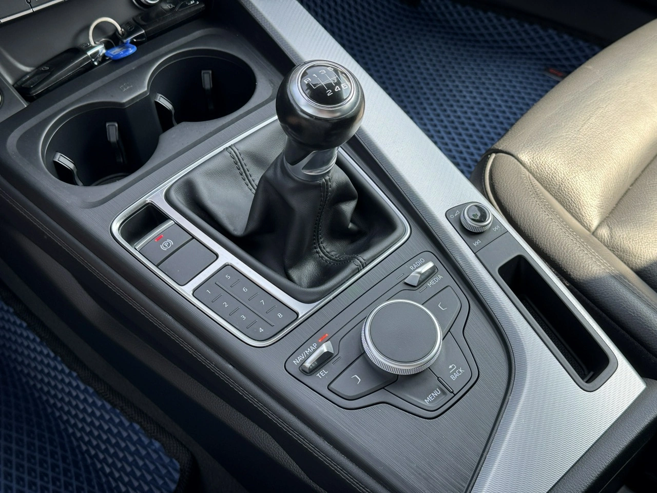 Audi A4 - Zdjęcie 31
