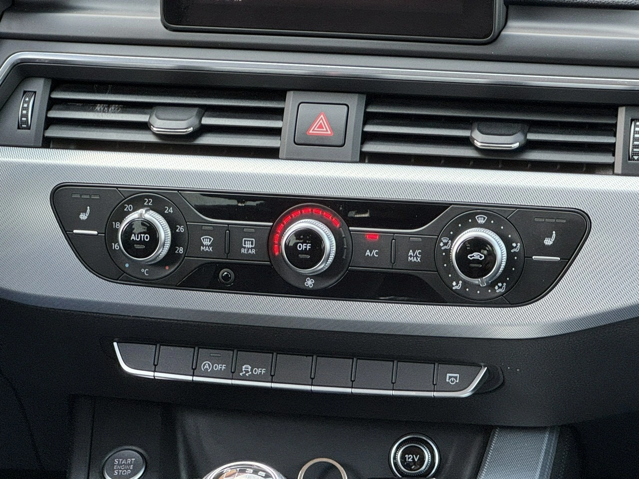 Audi A4 - Zdjęcie 29