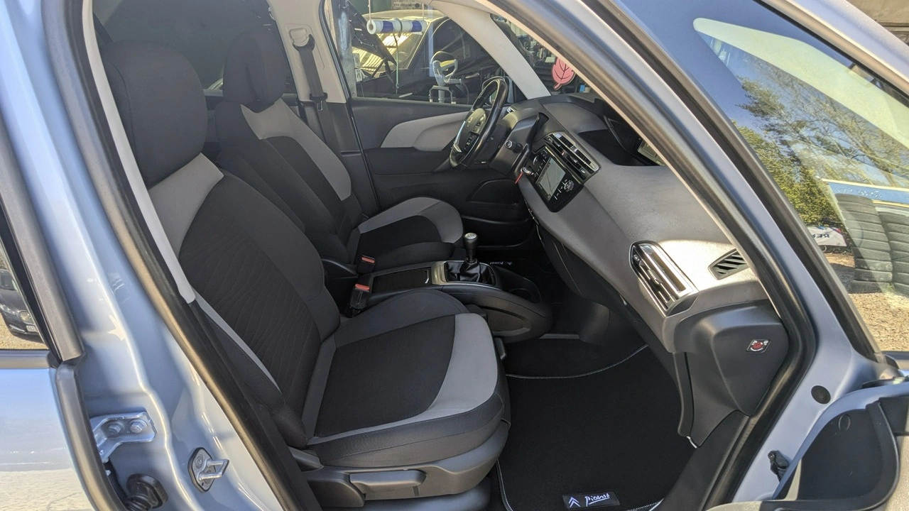Citroën C4 Grand Picasso - Zdjęcie 19