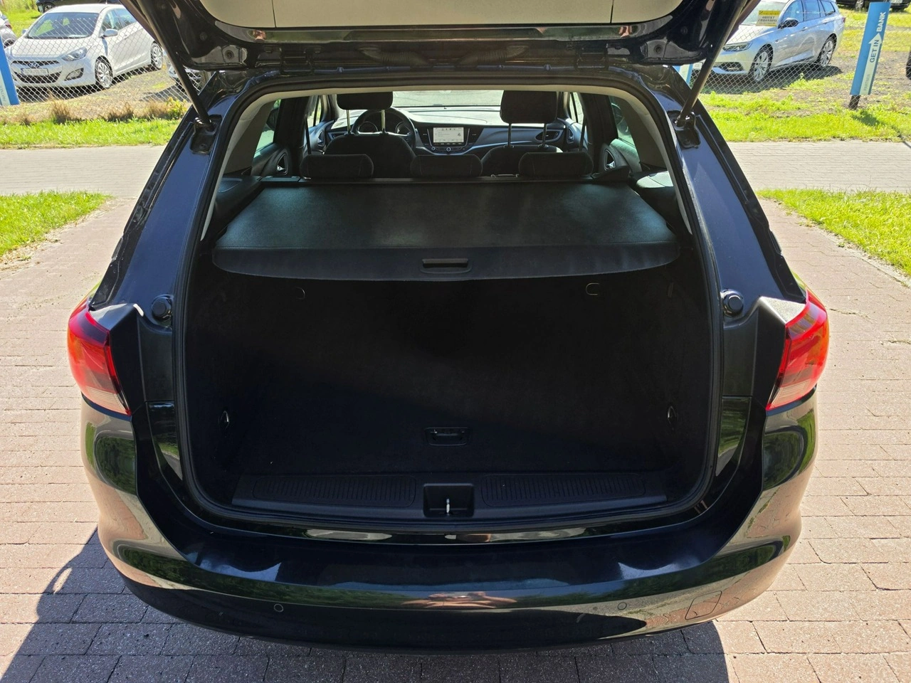 Opel Astra - Zdjęcie 17