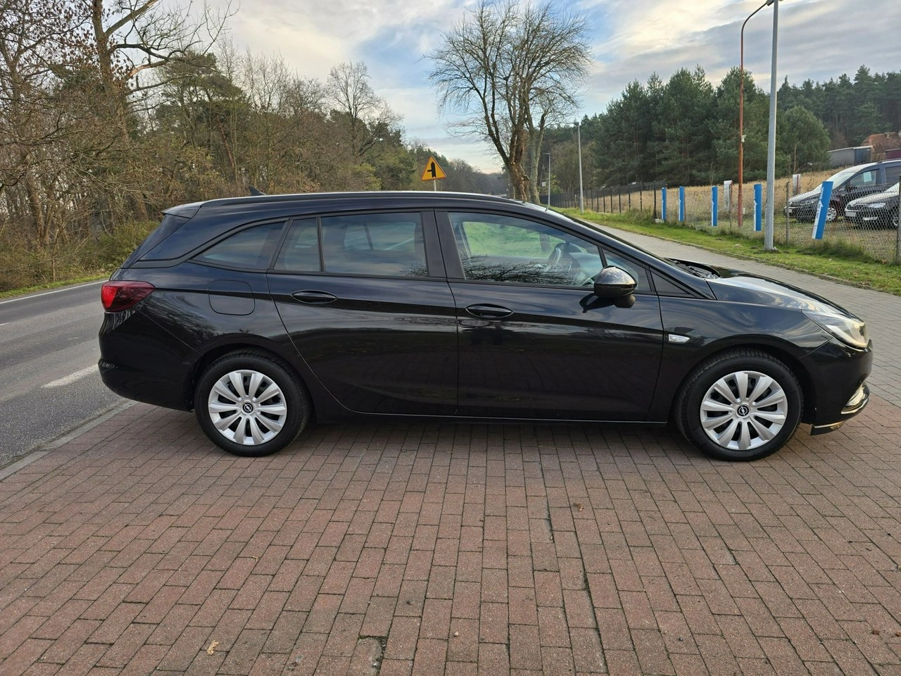 Opel Astra - Zdjęcie 8