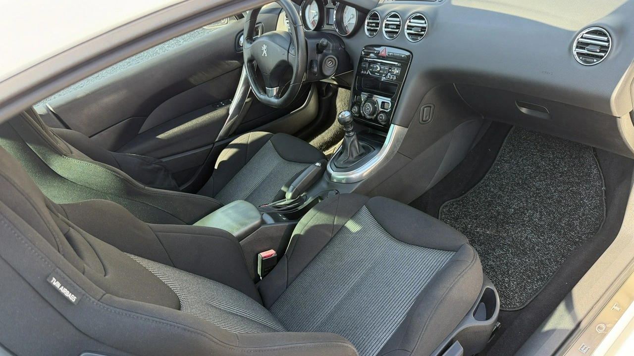 Peugeot 308 CC - Zdjęcie 17