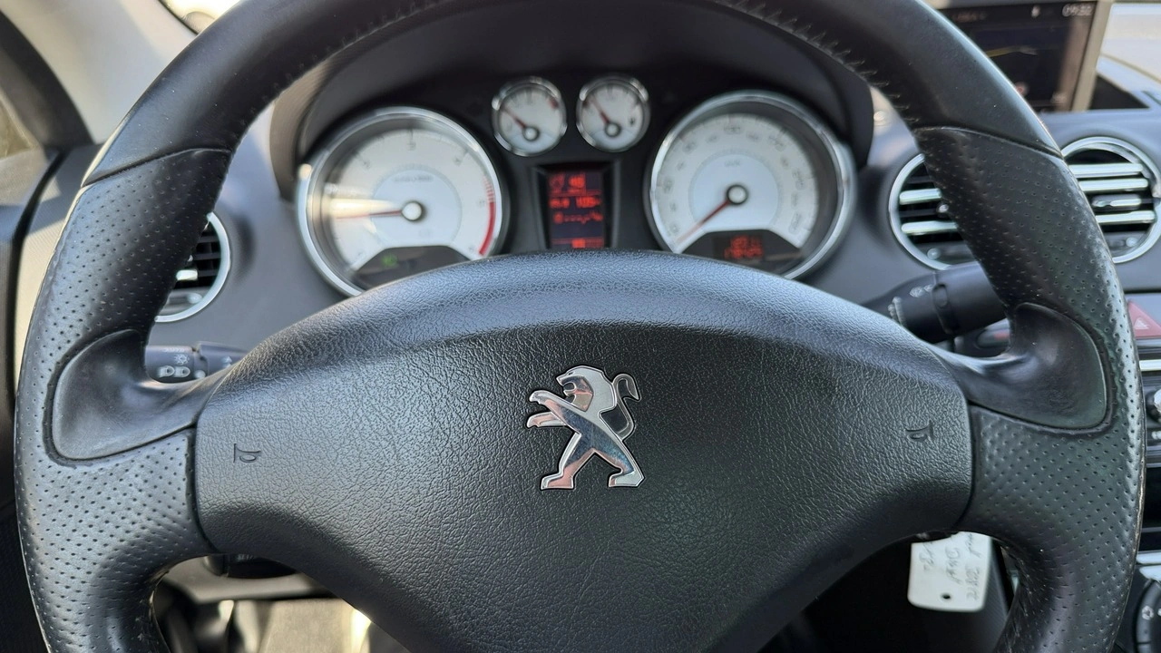 Peugeot 308 CC - Zdjęcie 21