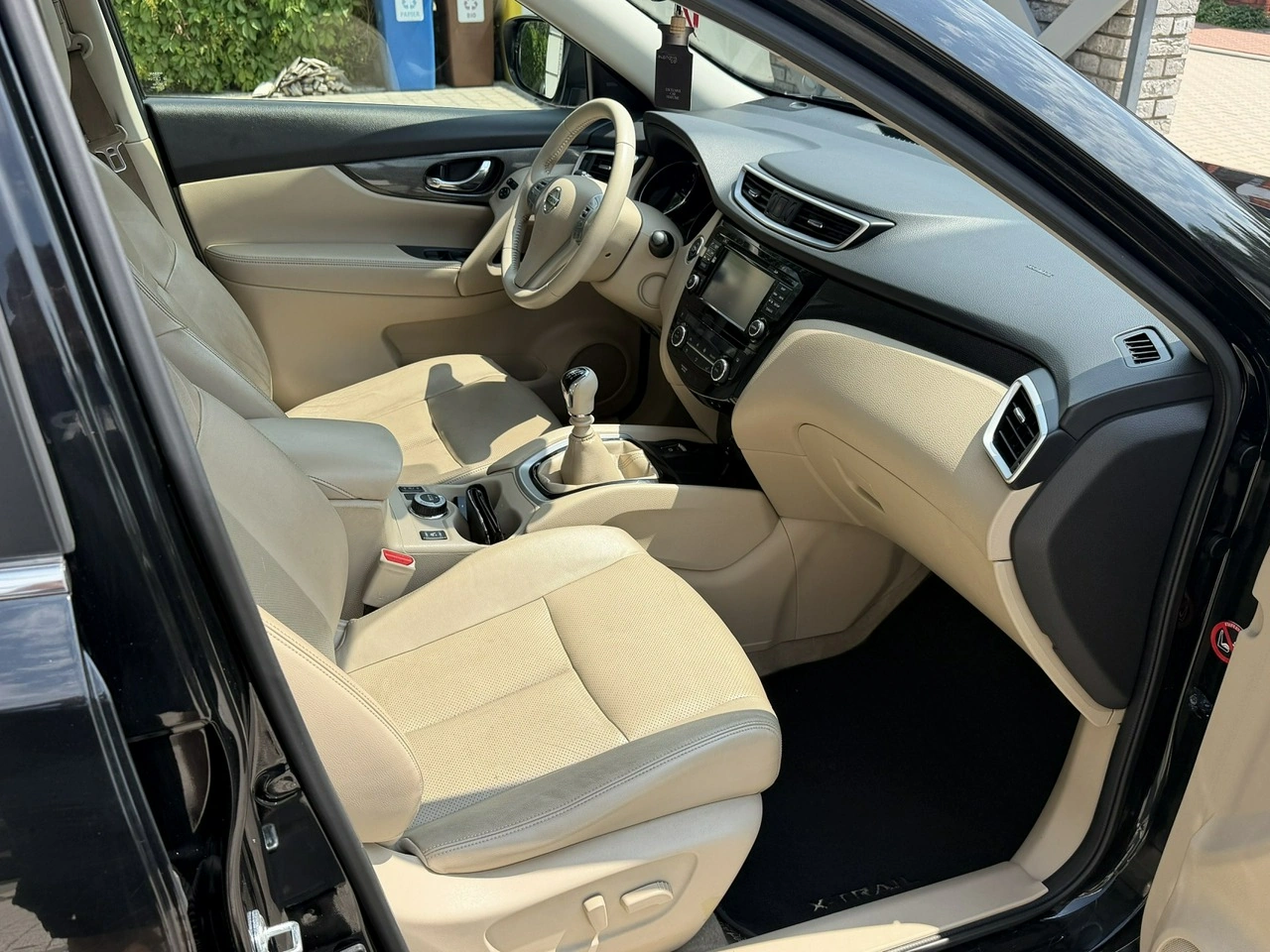 Nissan X-Trail - Zdjęcie 9
