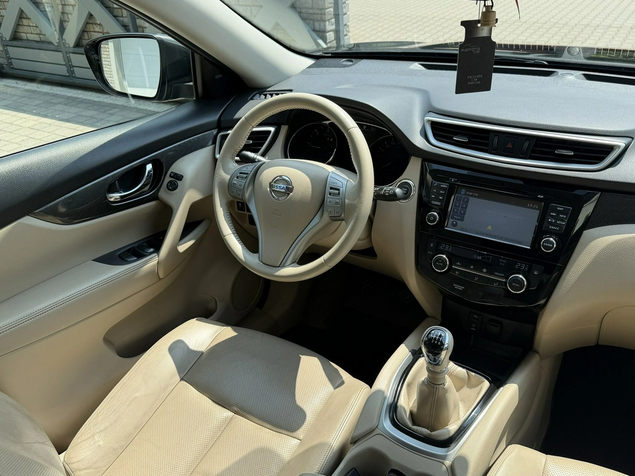 Nissan X-Trail - Zdjęcie 8