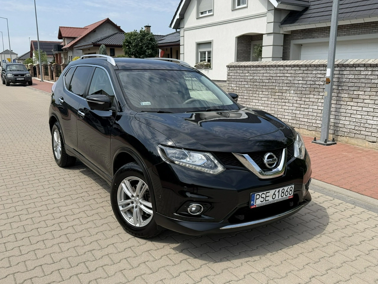 Nissan X-Trail - Główne zdjęcie