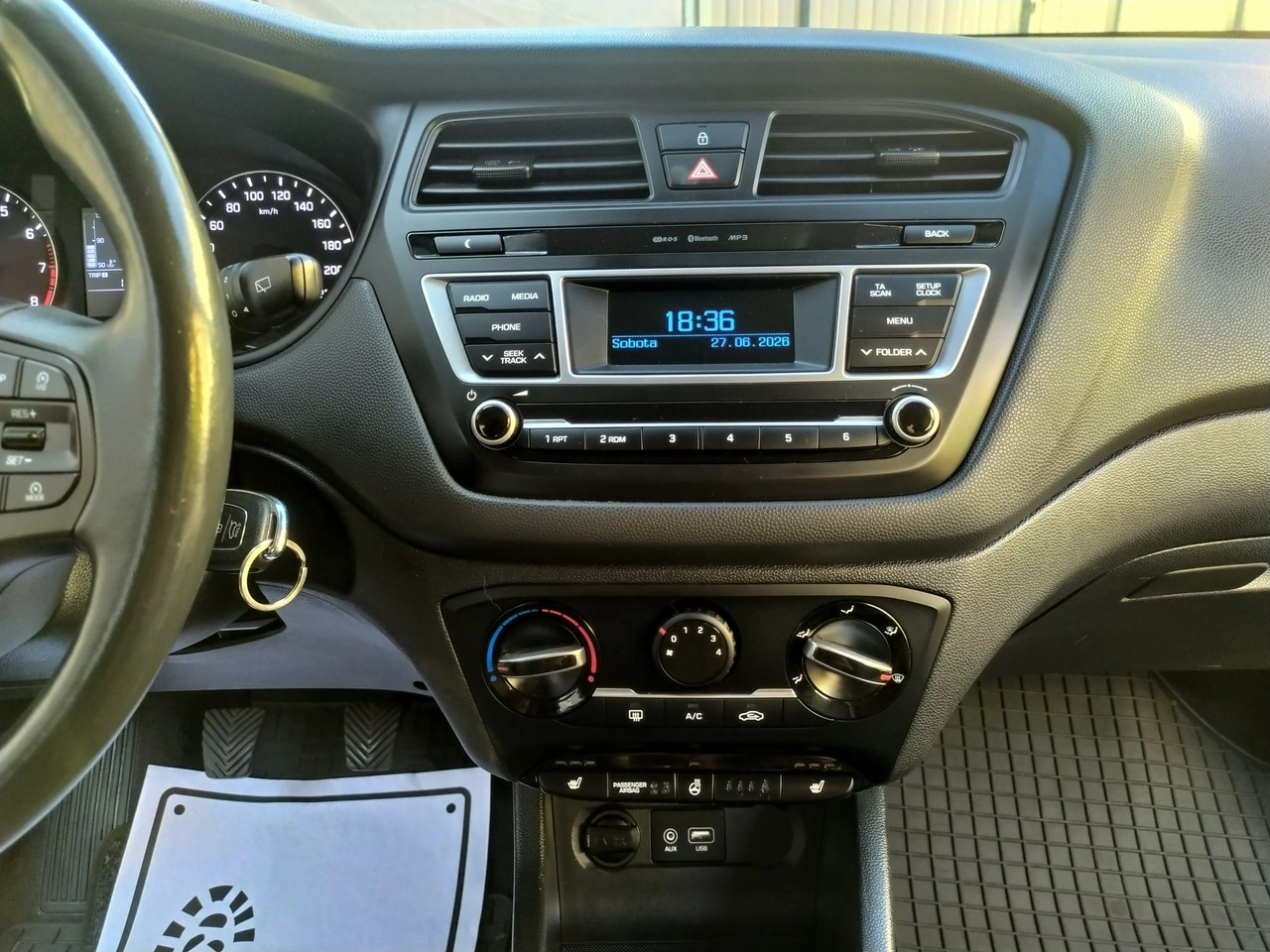 Hyundai i20 - Zdjęcie 18