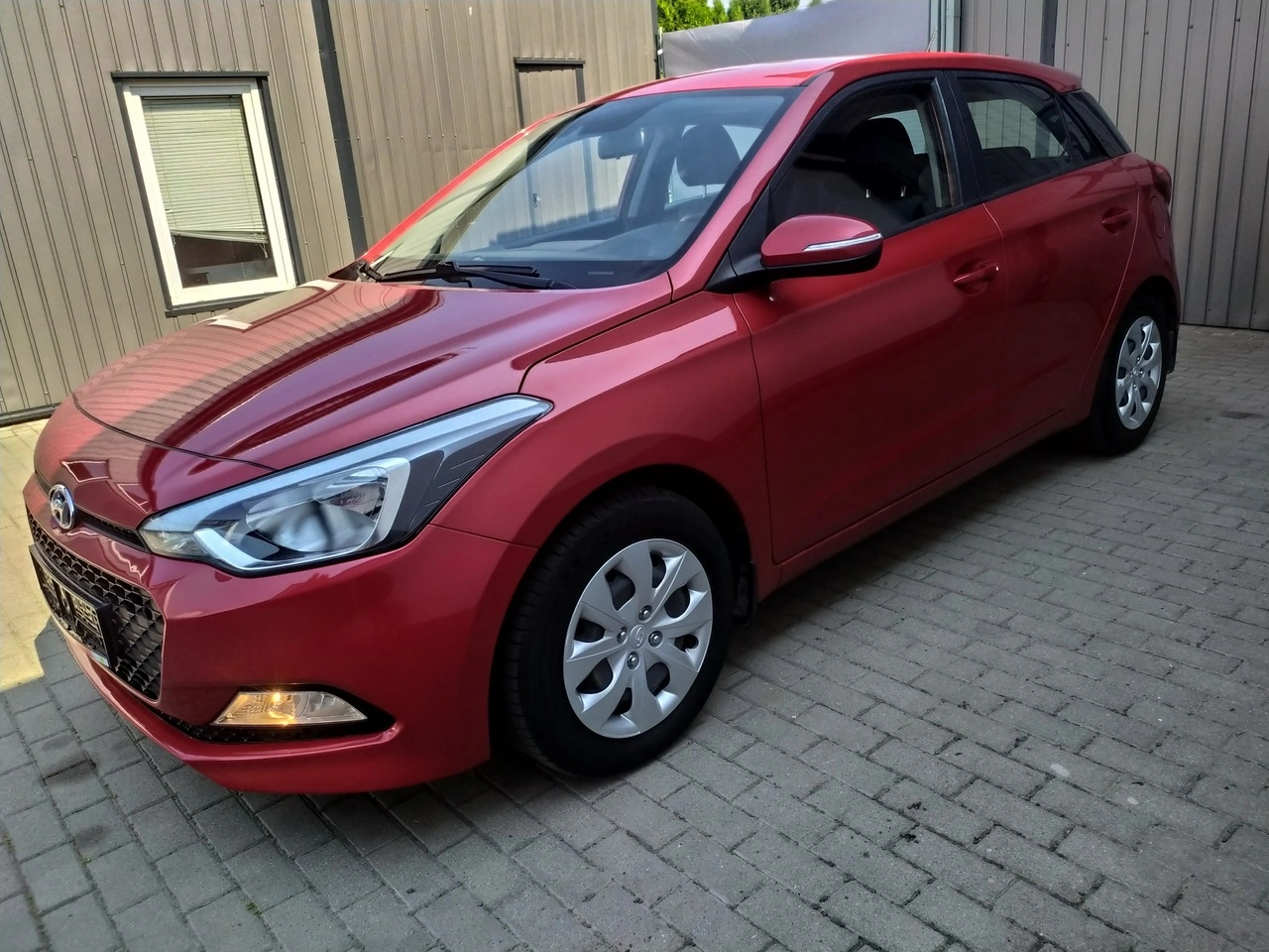 Hyundai i20 - Zdjęcie 2