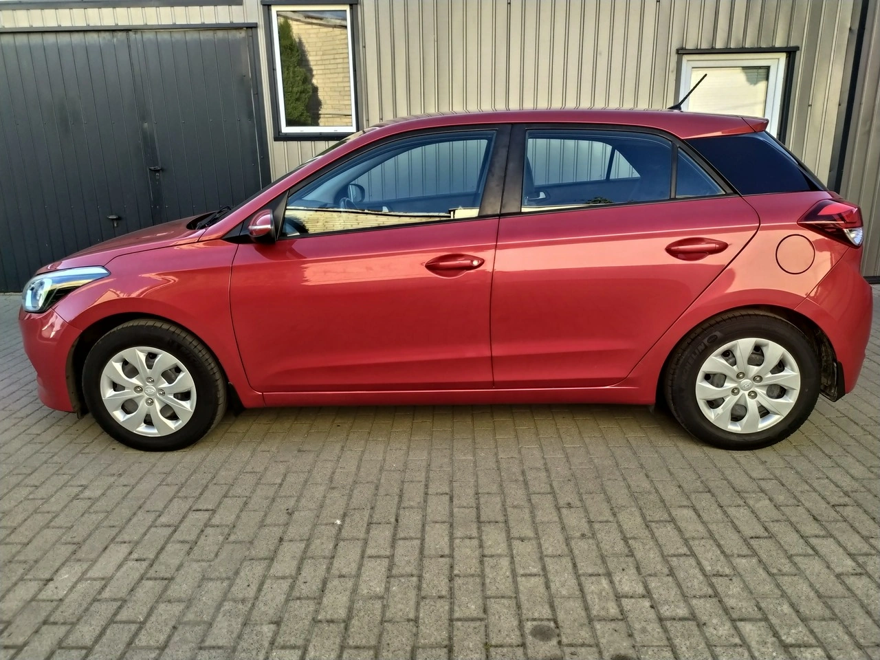Hyundai i20 - Zdjęcie 3