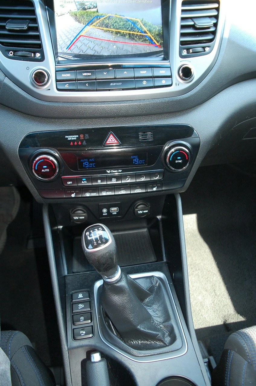 Hyundai Tucson - Zdjęcie 23