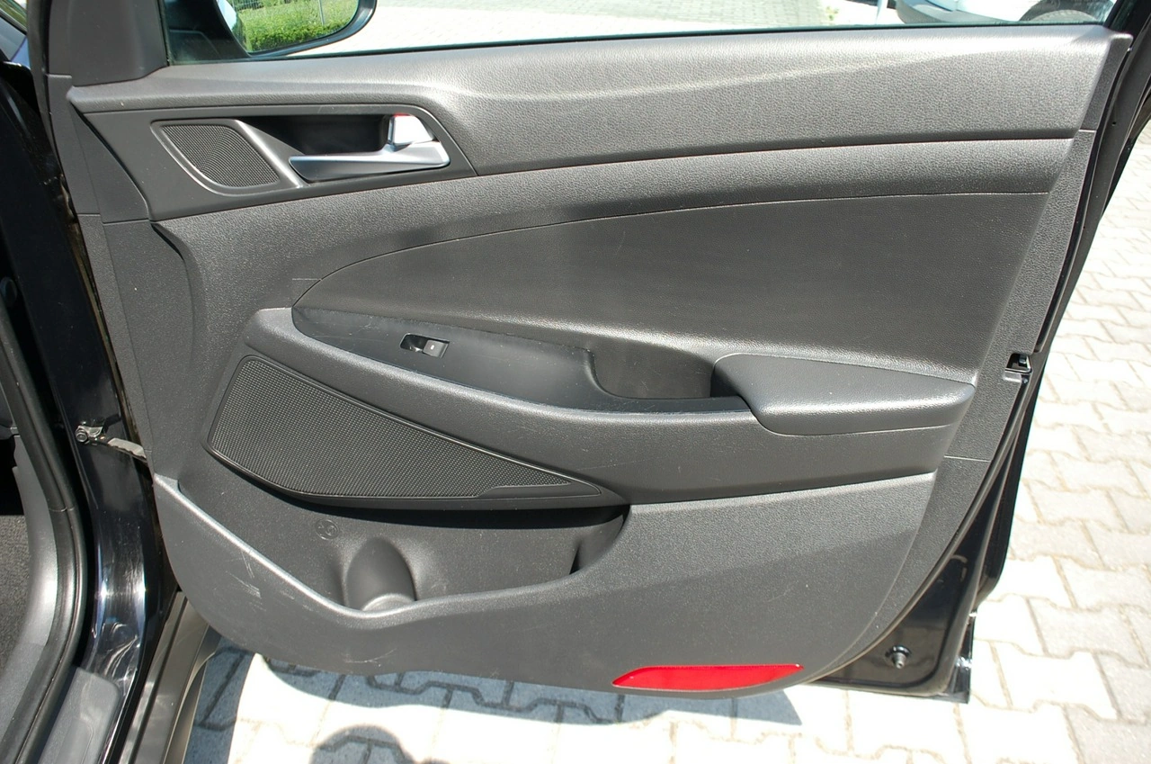 Hyundai Tucson - Zdjęcie 30