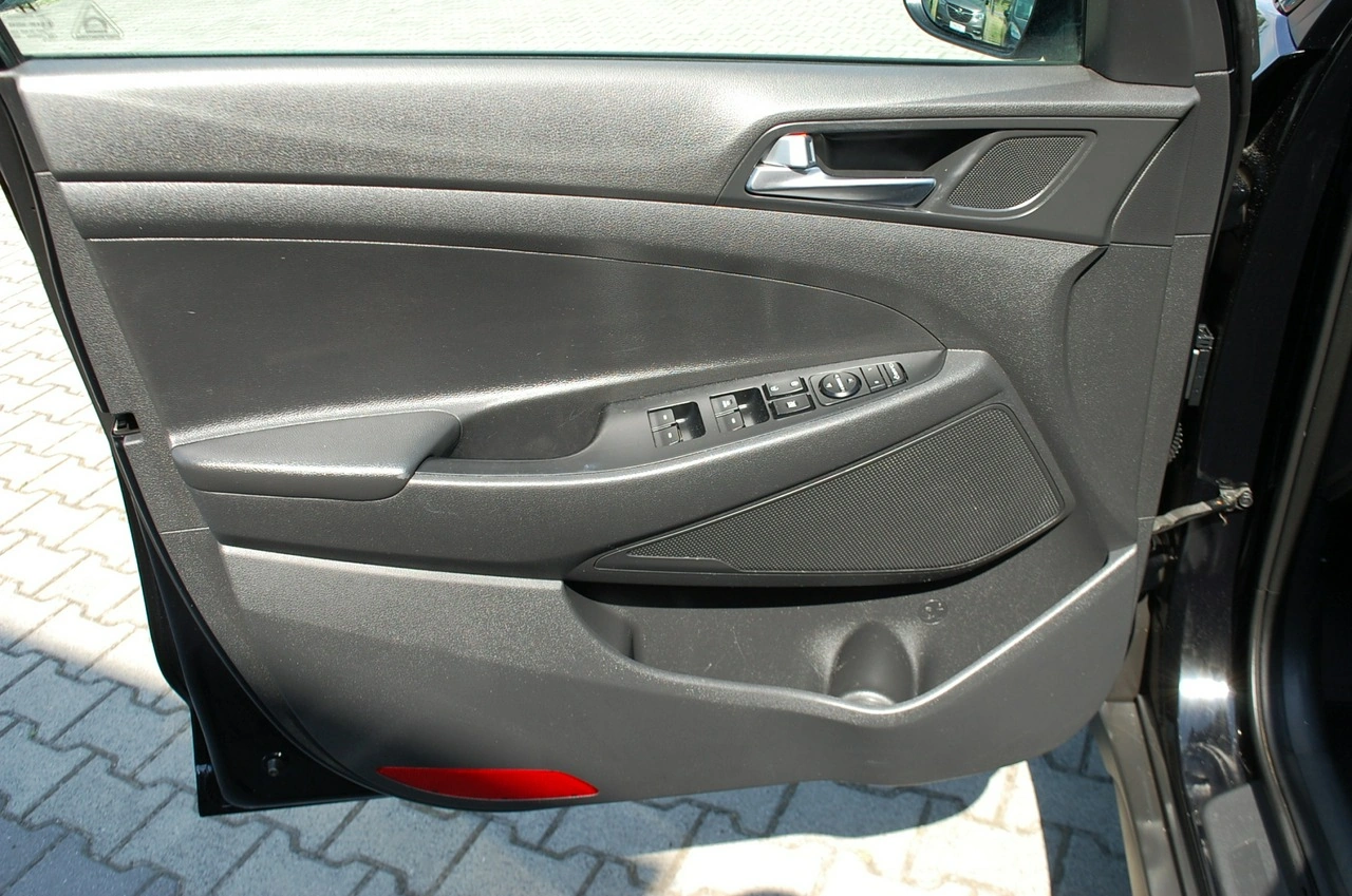 Hyundai Tucson - Zdjęcie 33