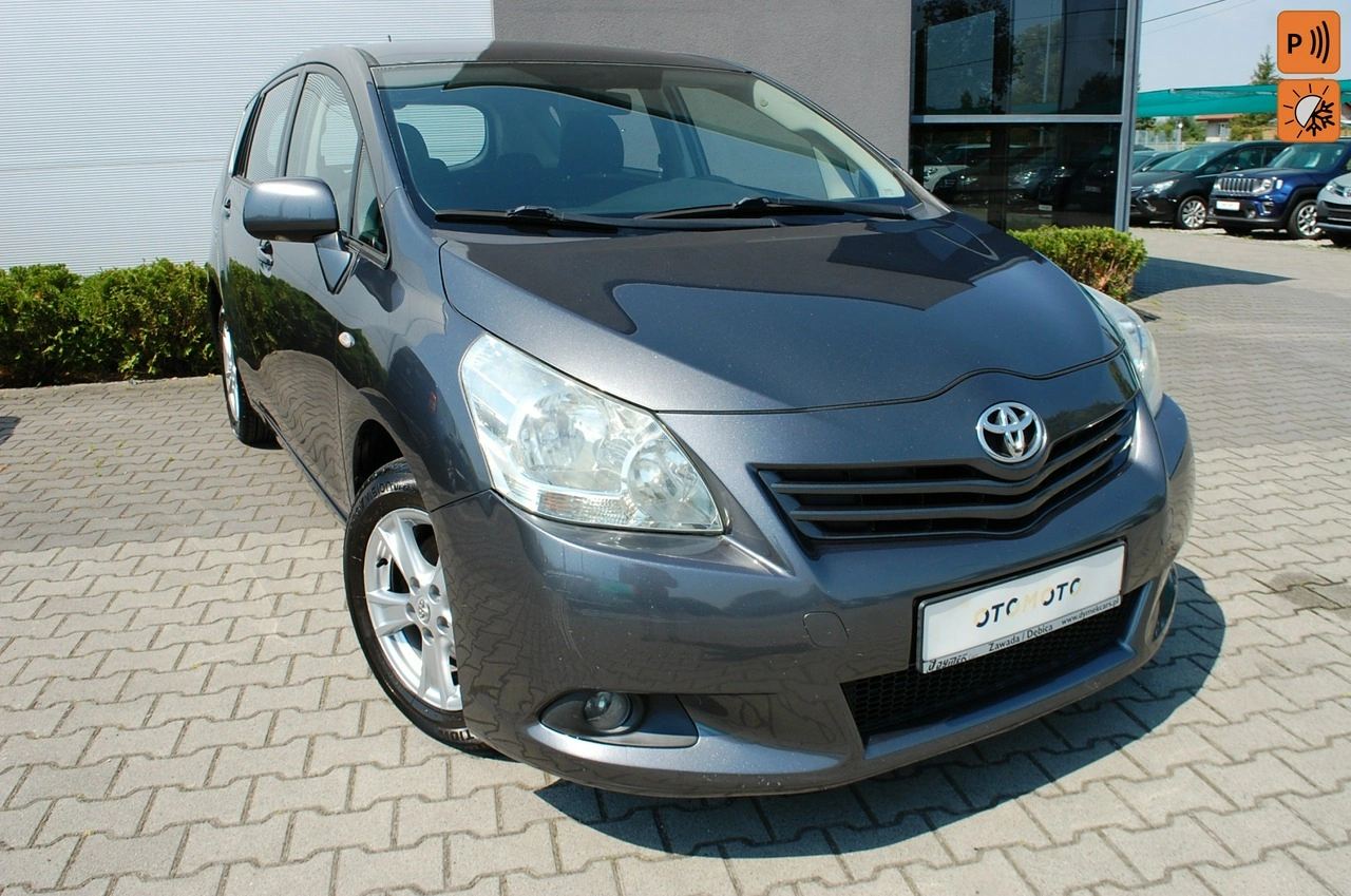 Toyota Verso - Główne zdjęcie