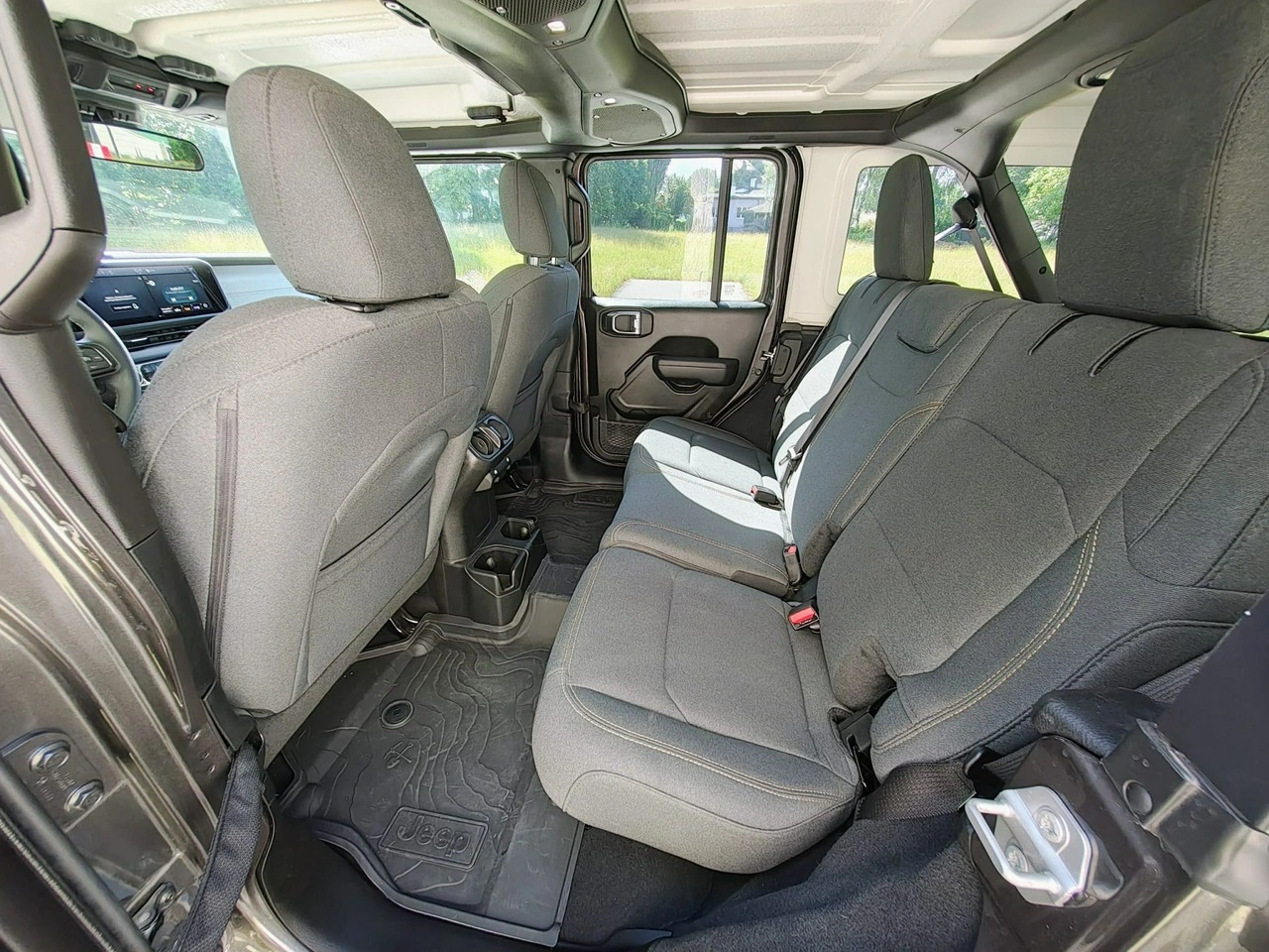 Jeep Wrangler - Zdjęcie 12