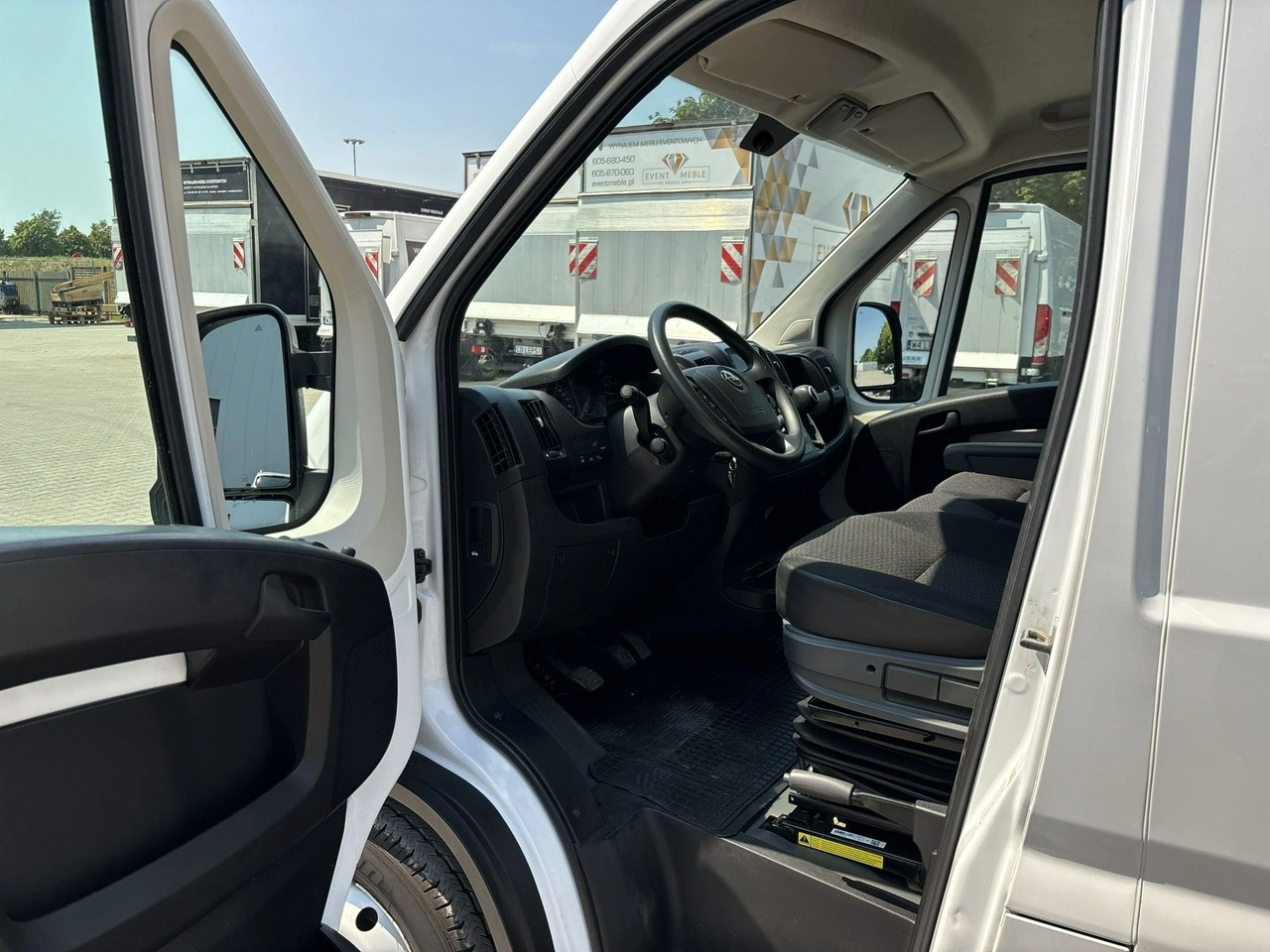 Opel Movano - Zdjęcie 10