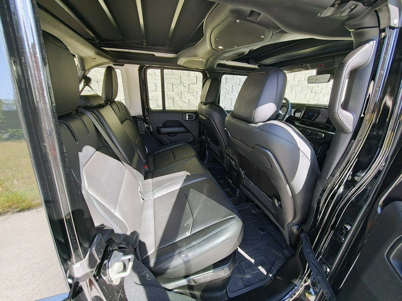 Jeep Wrangler - Zdjęcie 14