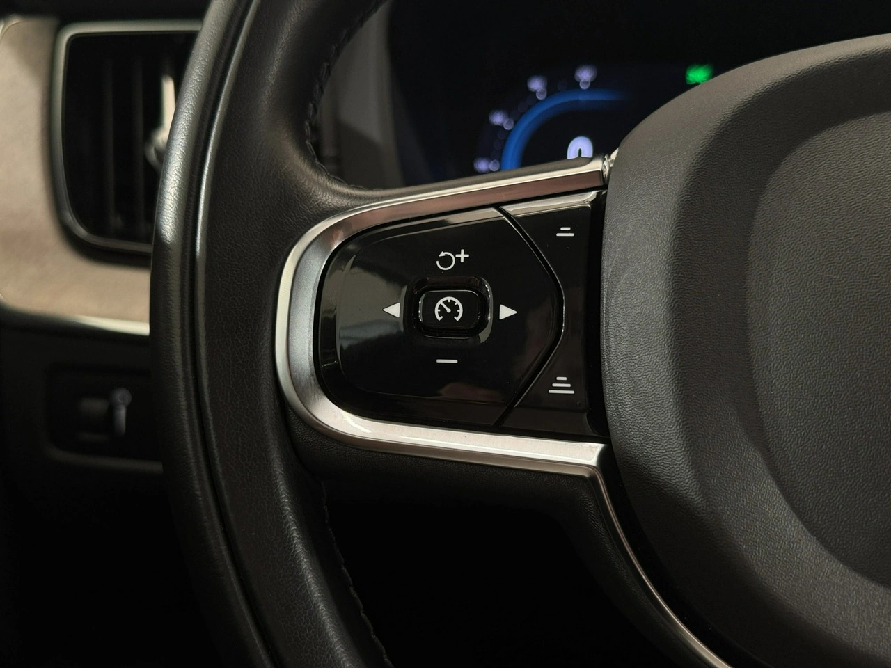 Volvo XC 60 - Zdjęcie 18
