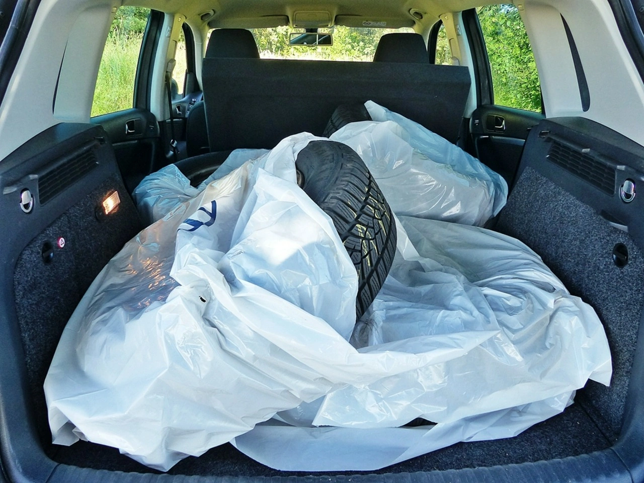 Volkswagen Tiguan - Zdjęcie 10