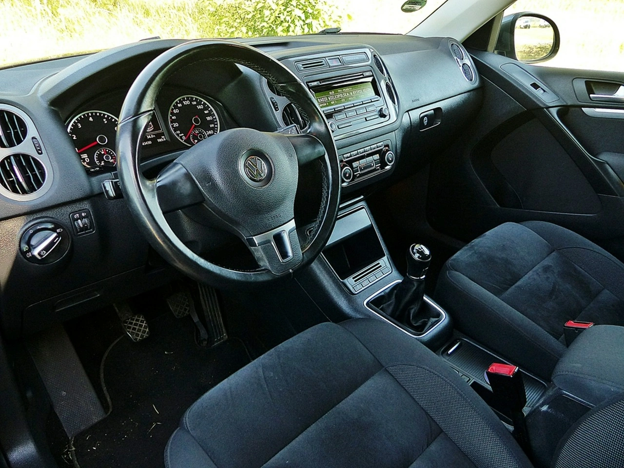 Volkswagen Tiguan - Zdjęcie 18