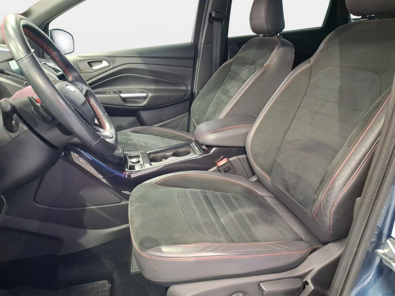 Ford Kuga - Zdjęcie 12