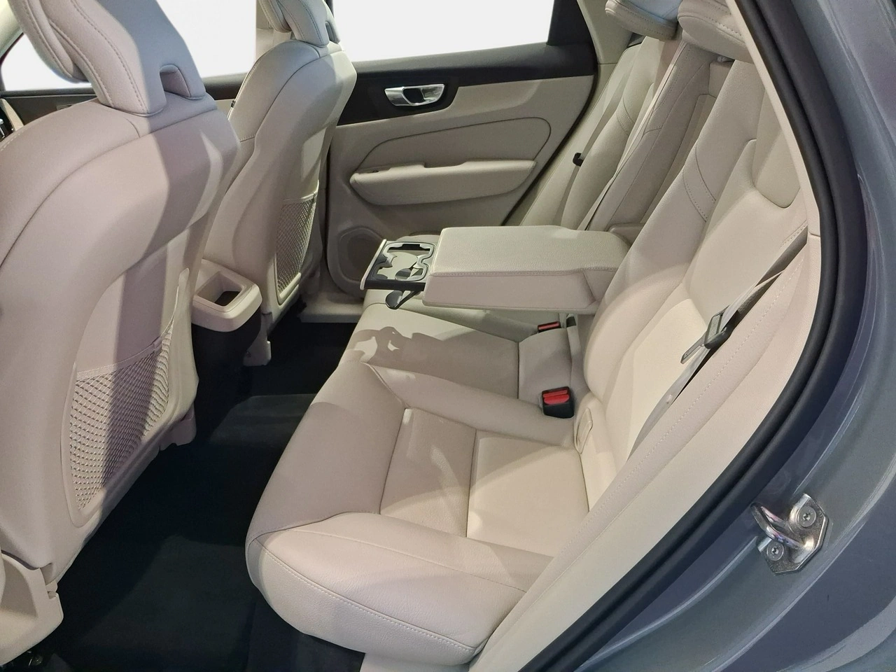 Volvo XC 60 - Zdjęcie 12