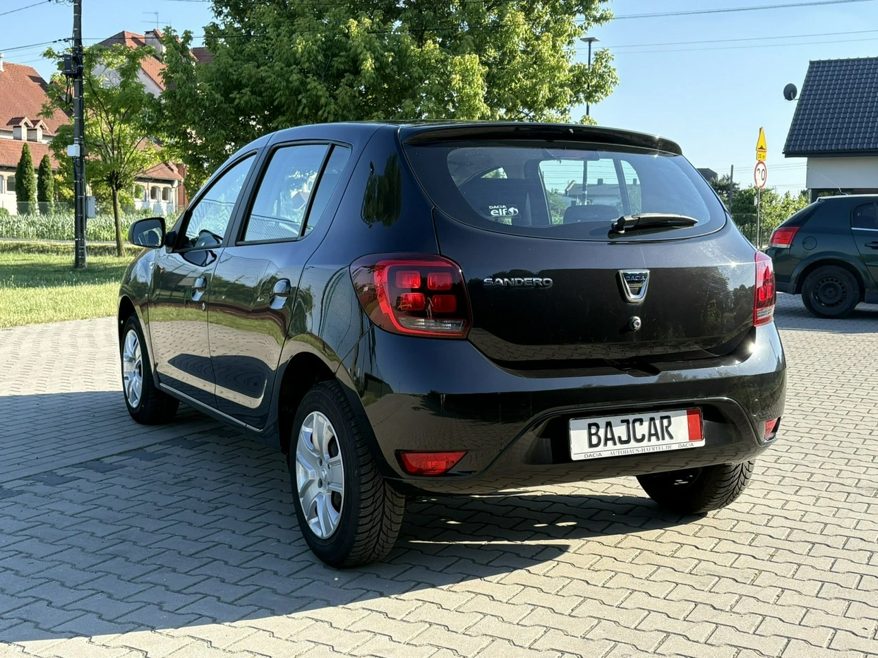 Dacia Sandero - Zdjęcie 4