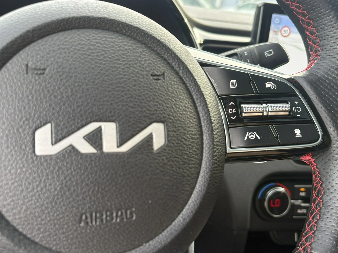 Kia Pro Cee'd - Zdjęcie 25
