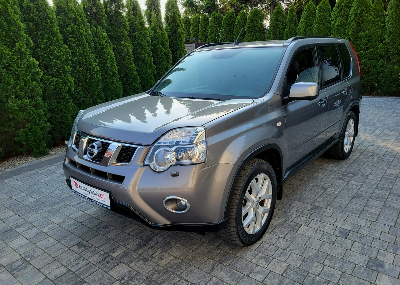 Nissan X-Trail - Główne zdjęcie