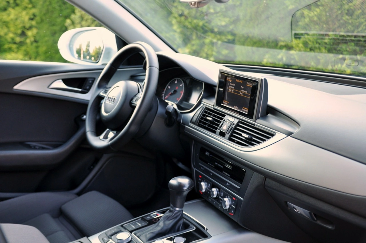 Audi A6 - Zdjęcie 17