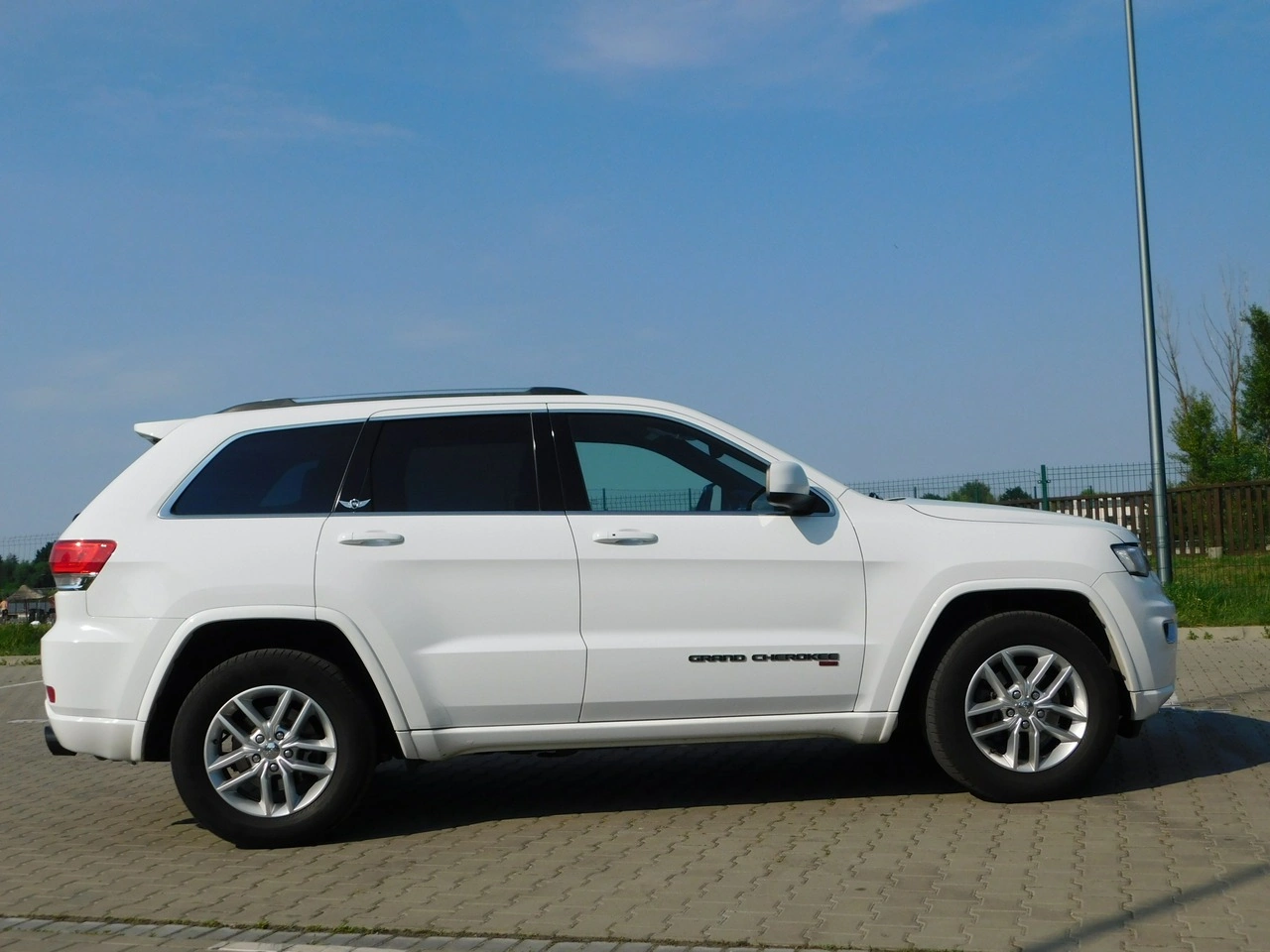 Jeep Grand Cherokee - Zdjęcie 4