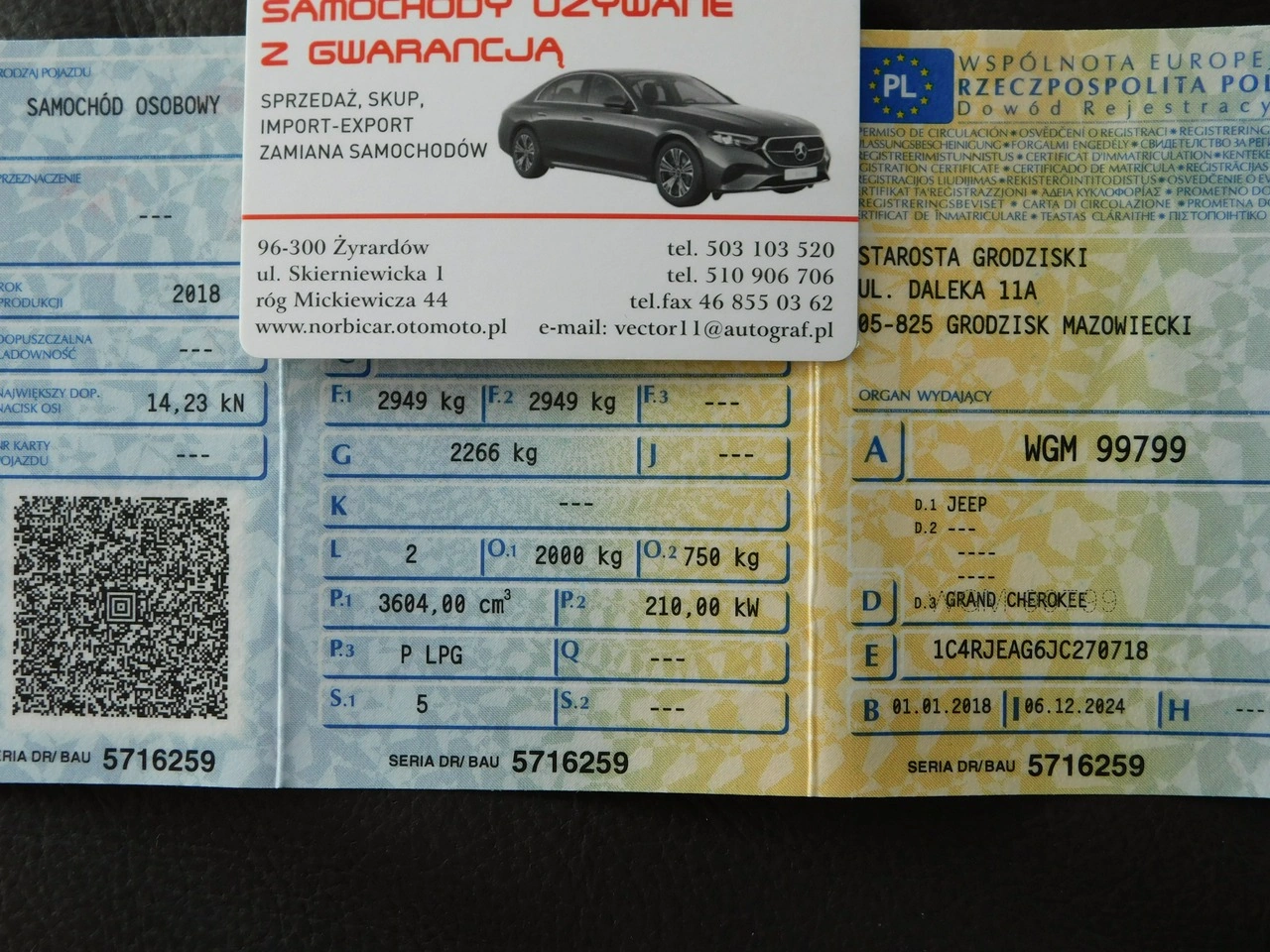 Jeep Grand Cherokee - Zdjęcie 8