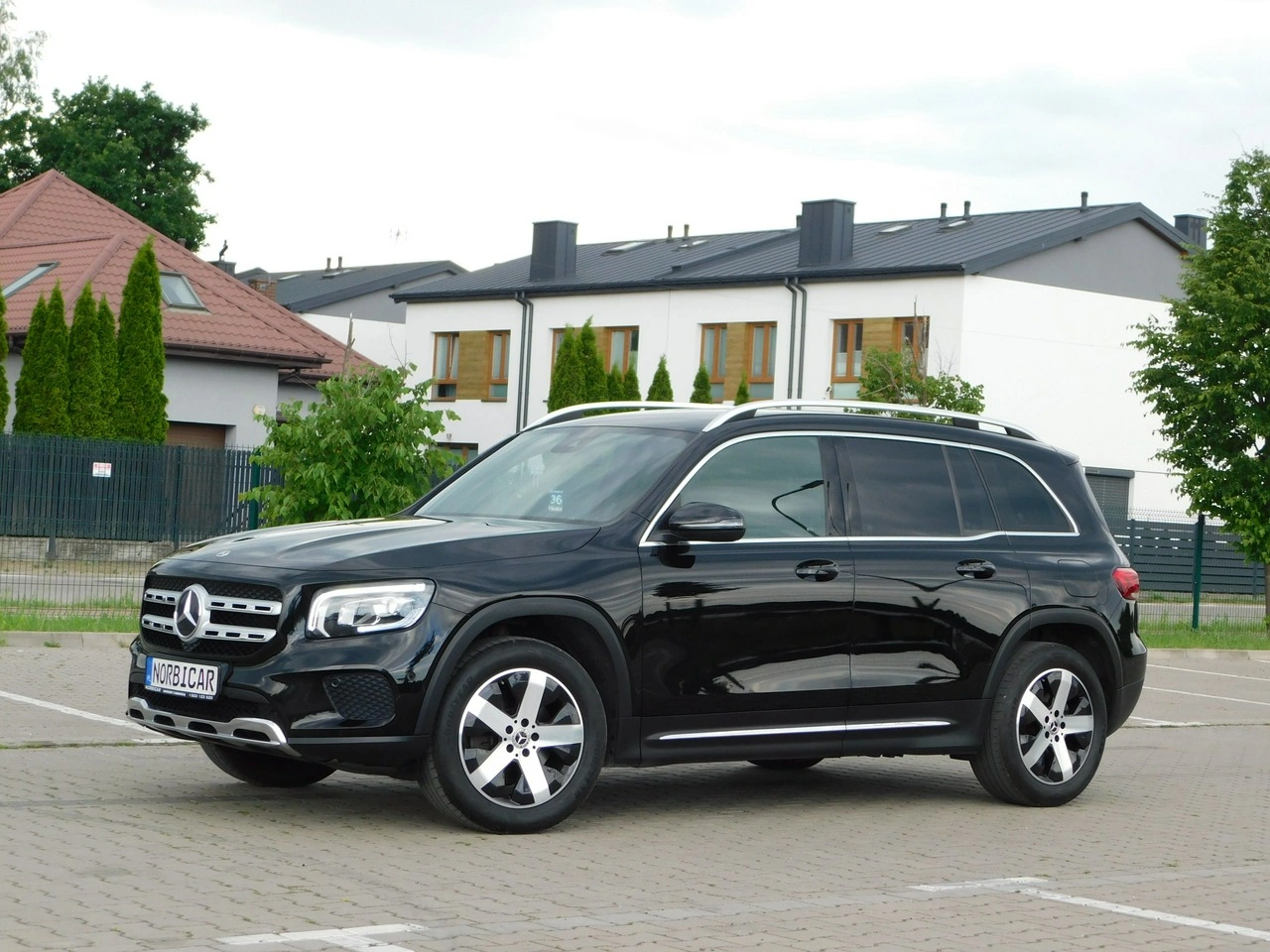 Mercedes GLB - Zdjęcie 1