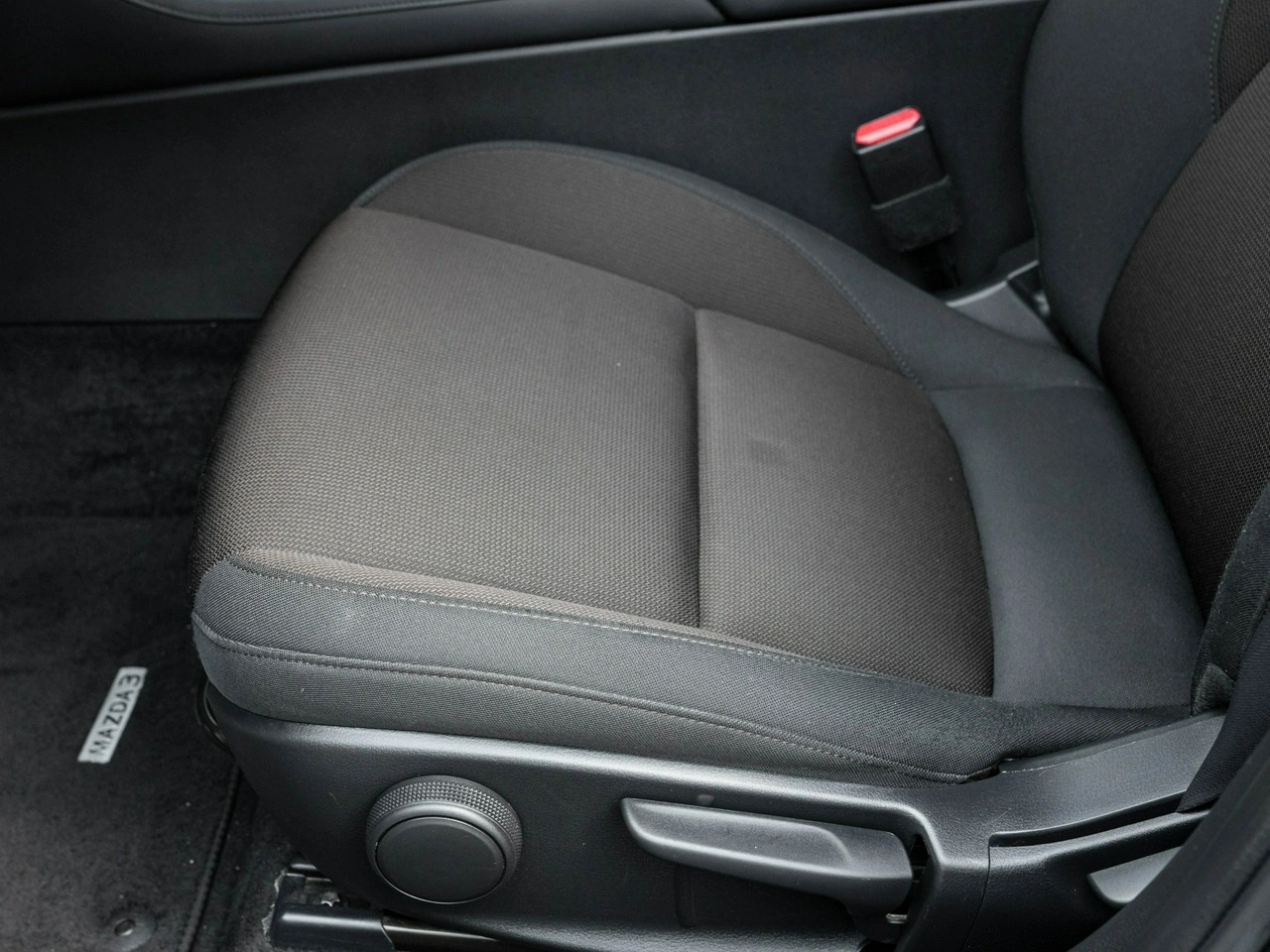 Mazda 3 - Zdjęcie 9