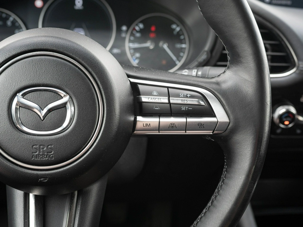 Mazda 3 - Zdjęcie 13