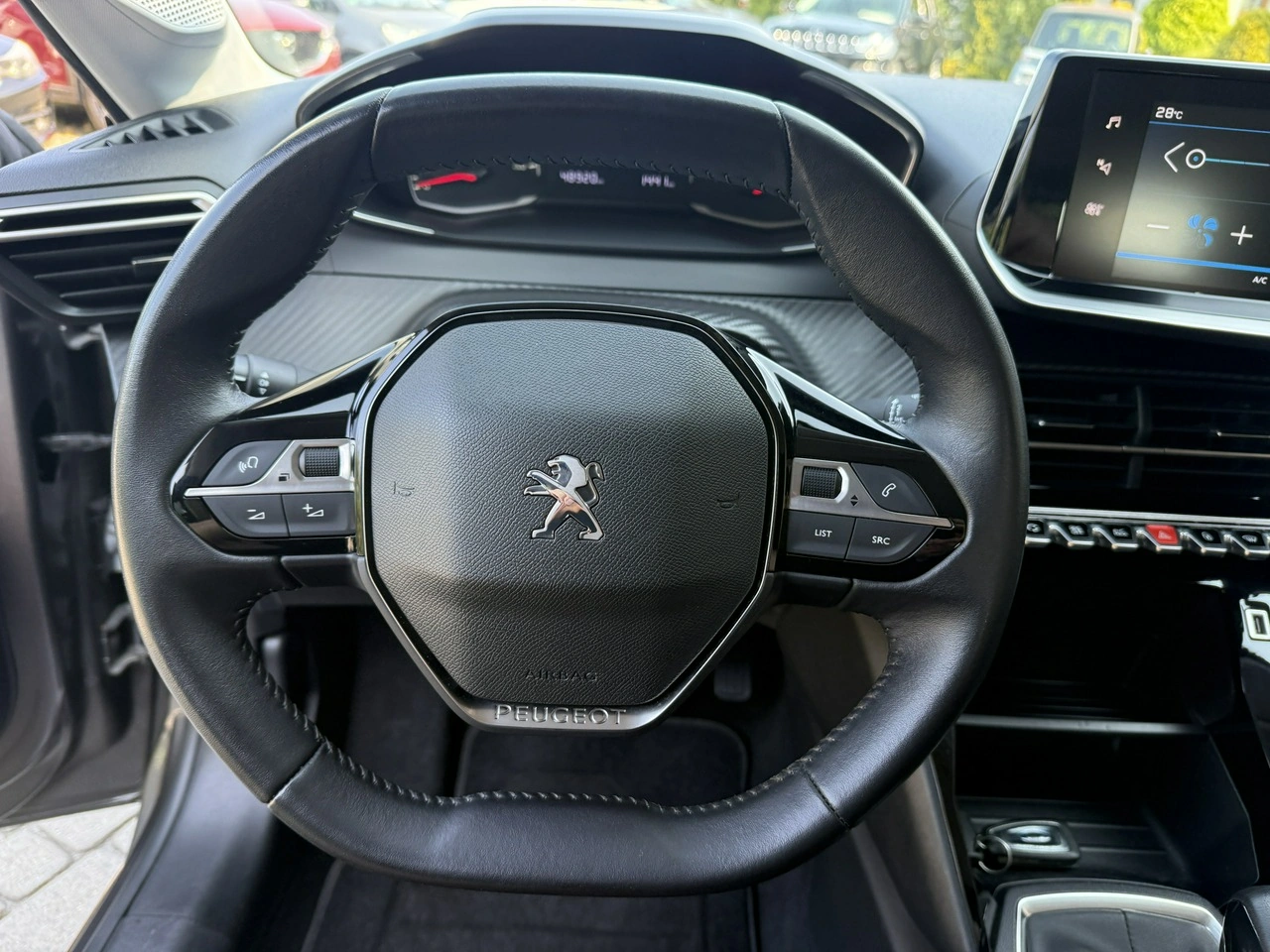 Peugeot 208 - Zdjęcie 15