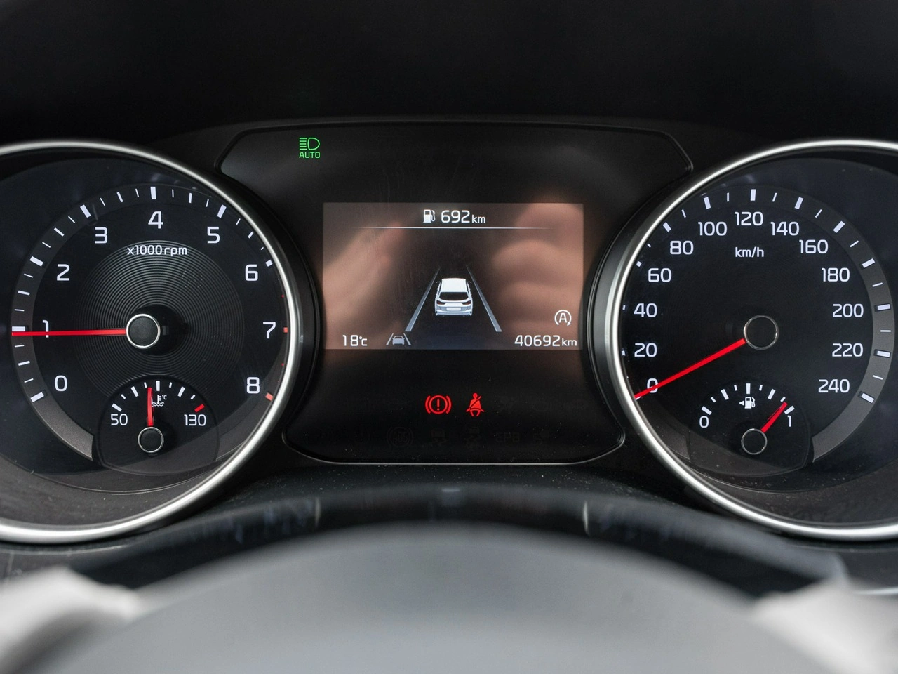 Kia Ceed - Zdjęcie 11