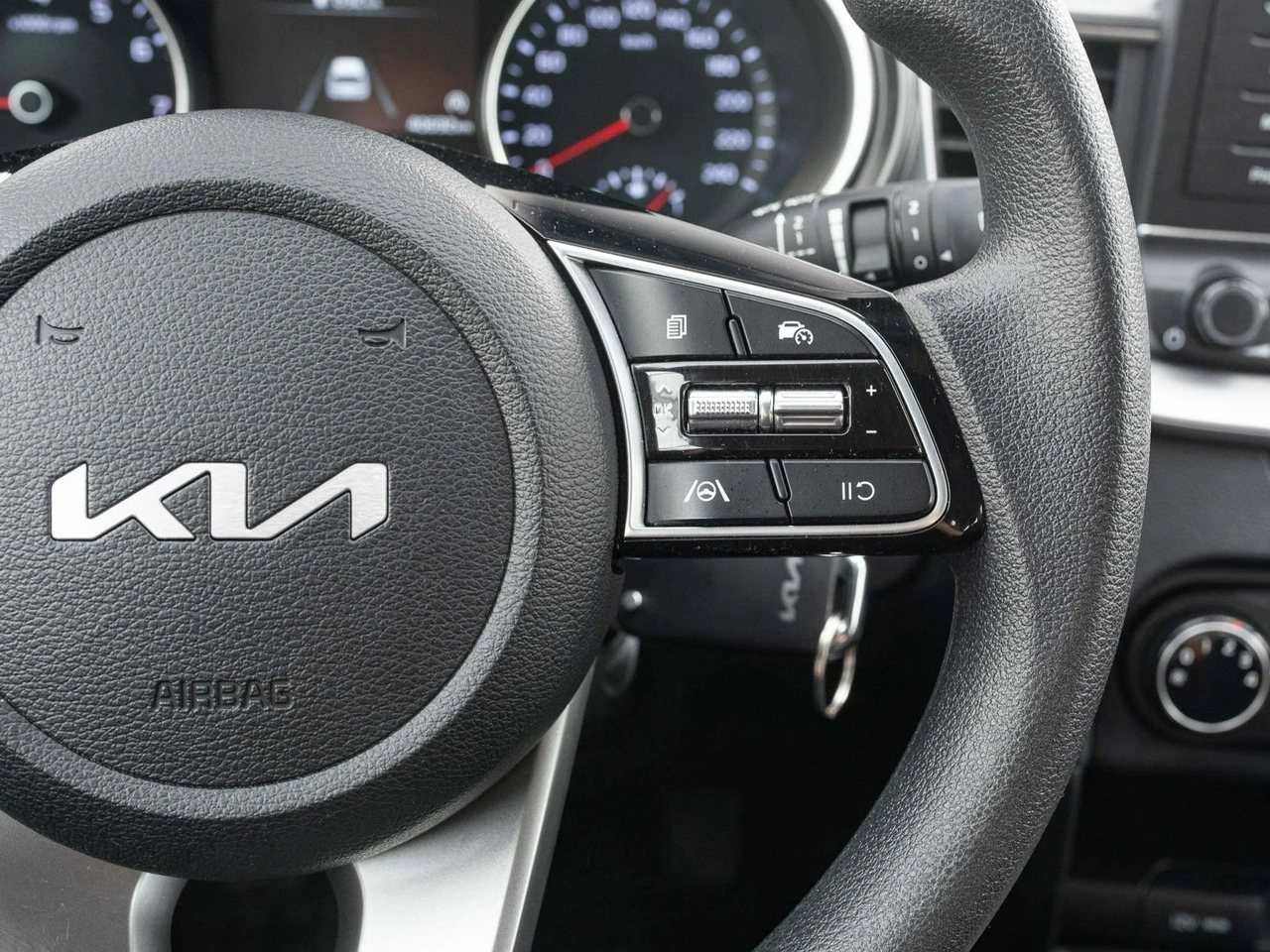 Kia Ceed - Zdjęcie 13