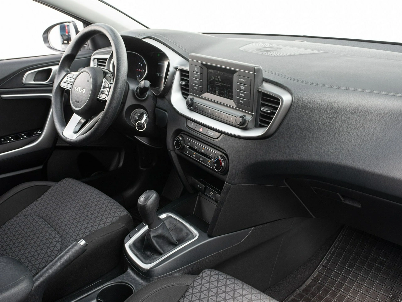 Kia Ceed - Zdjęcie 21