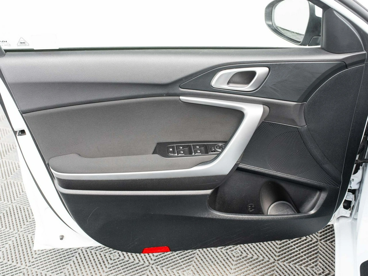 Kia Ceed - Zdjęcie 8