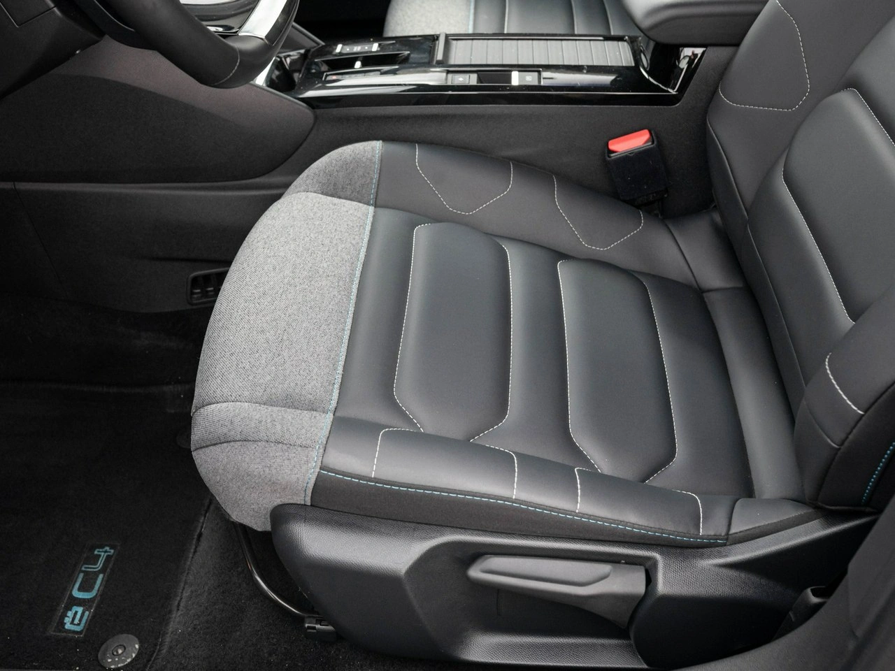 Citroën C4 - Zdjęcie 8