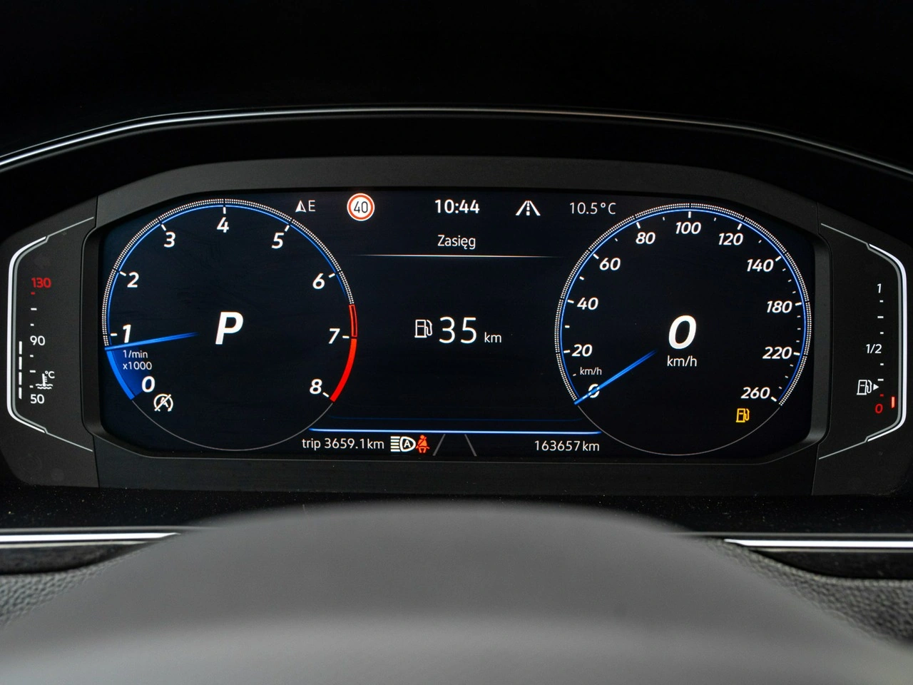 Volkswagen Passat - Zdjęcie 11