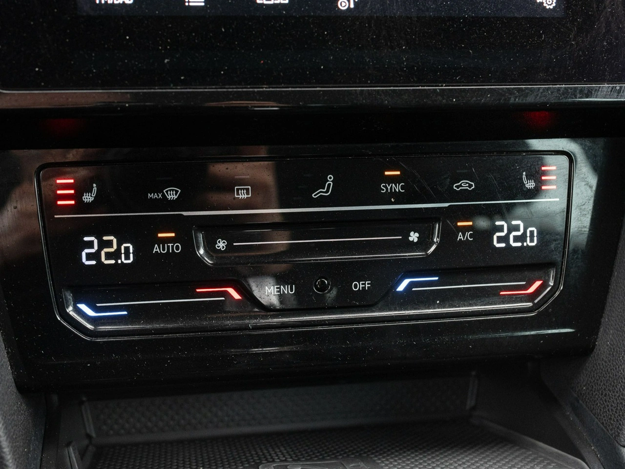Volkswagen Passat - Zdjęcie 15