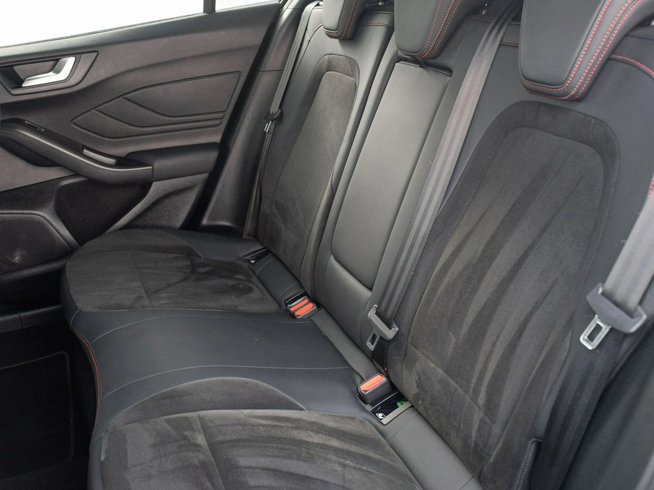 Ford Focus - Zdjęcie 26