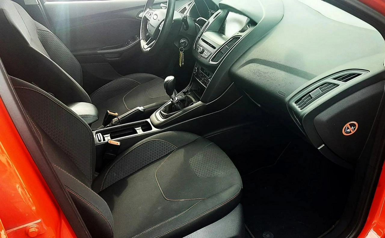 Ford Focus - Zdjęcie 10