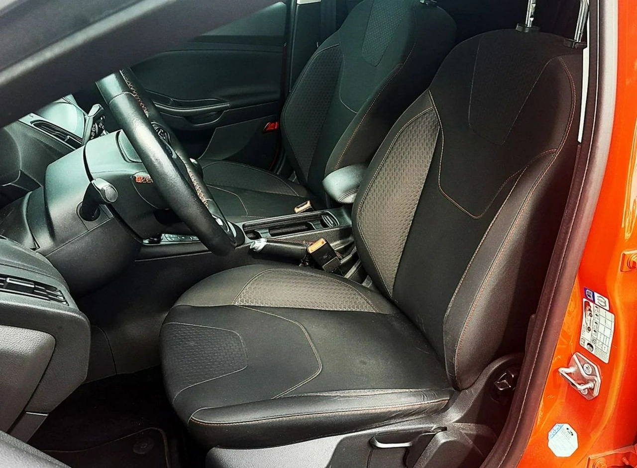 Ford Focus - Zdjęcie 8