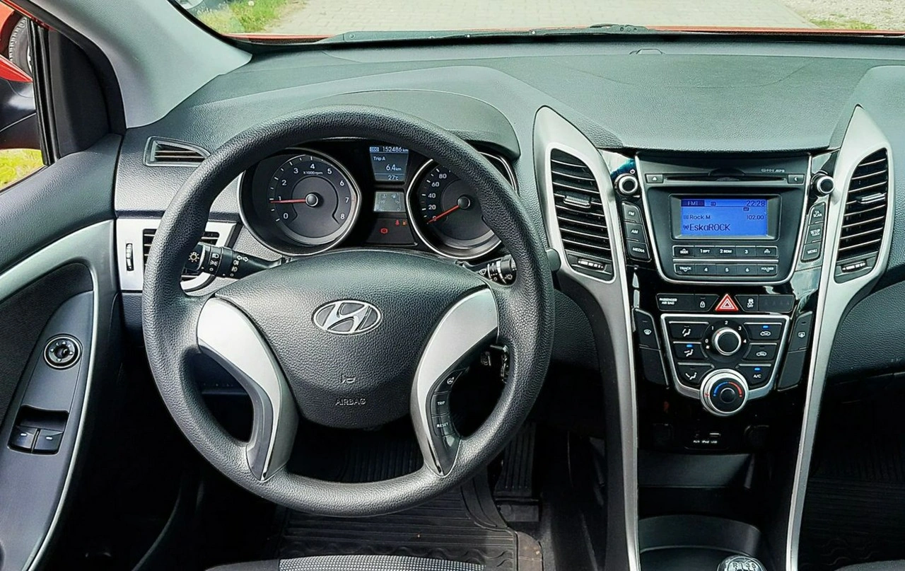 Hyundai i30 - Zdjęcie 11
